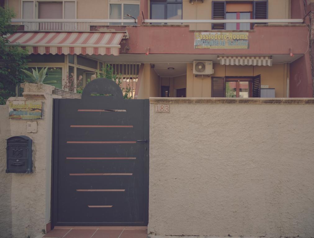 Cassiodoro Rooms Affittacamere كاتانزارو المظهر الخارجي الصورة